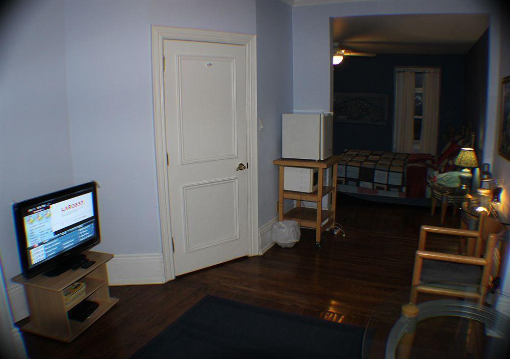 Comfy Guesthouse & Suite Toronto Eksteriør bilde