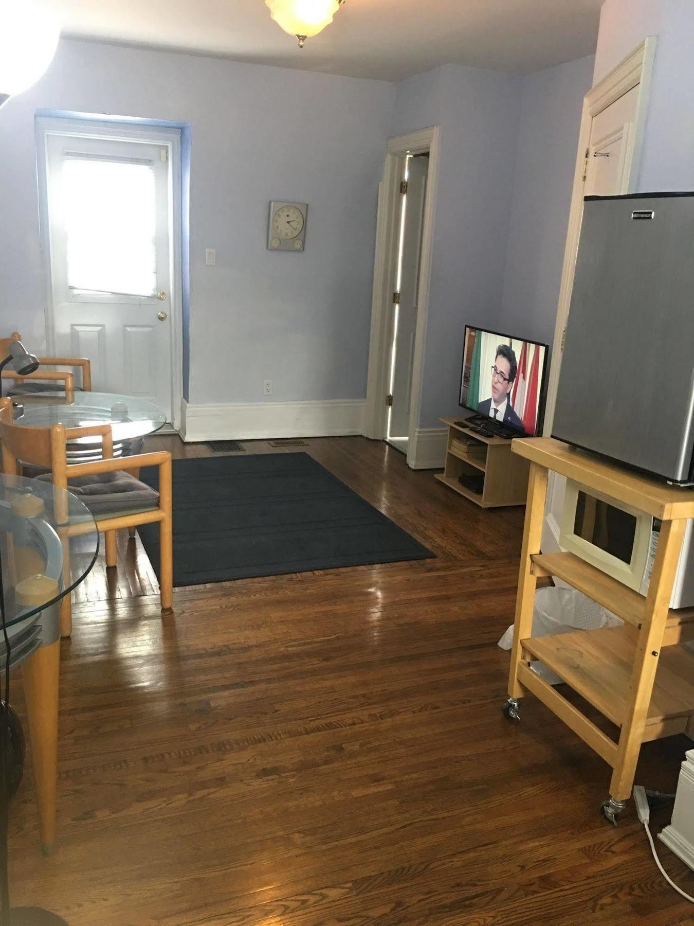 Comfy Guesthouse & Suite Toronto Eksteriør bilde