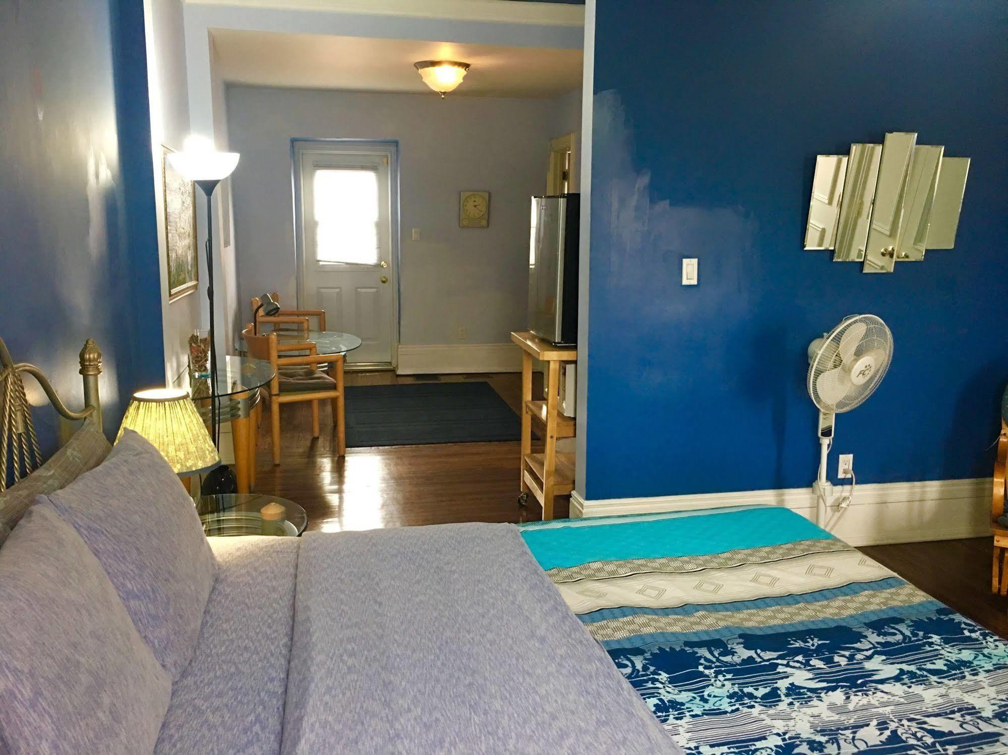 Comfy Guesthouse & Suite Toronto Eksteriør bilde
